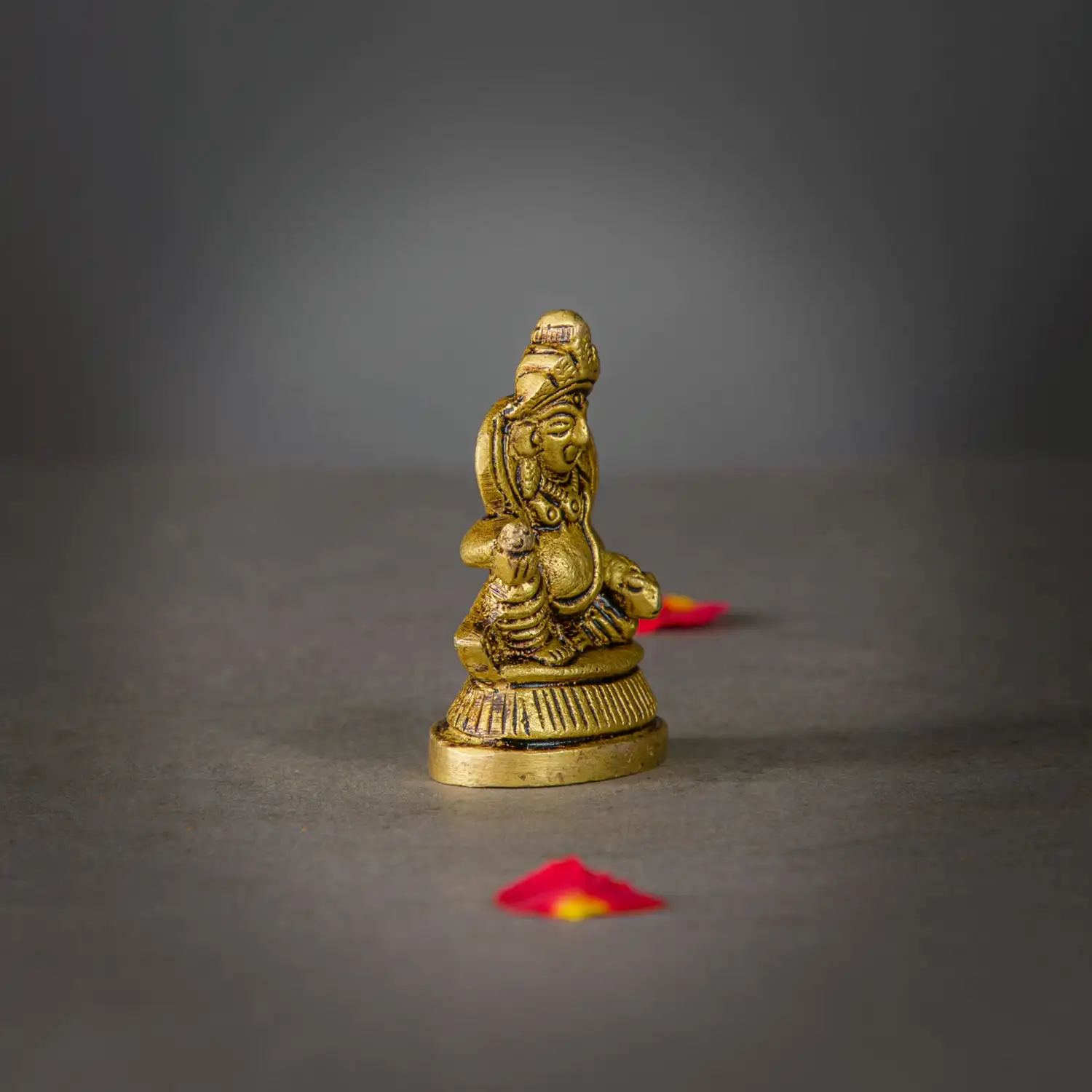 2 inches brass kuberar idol - image 2