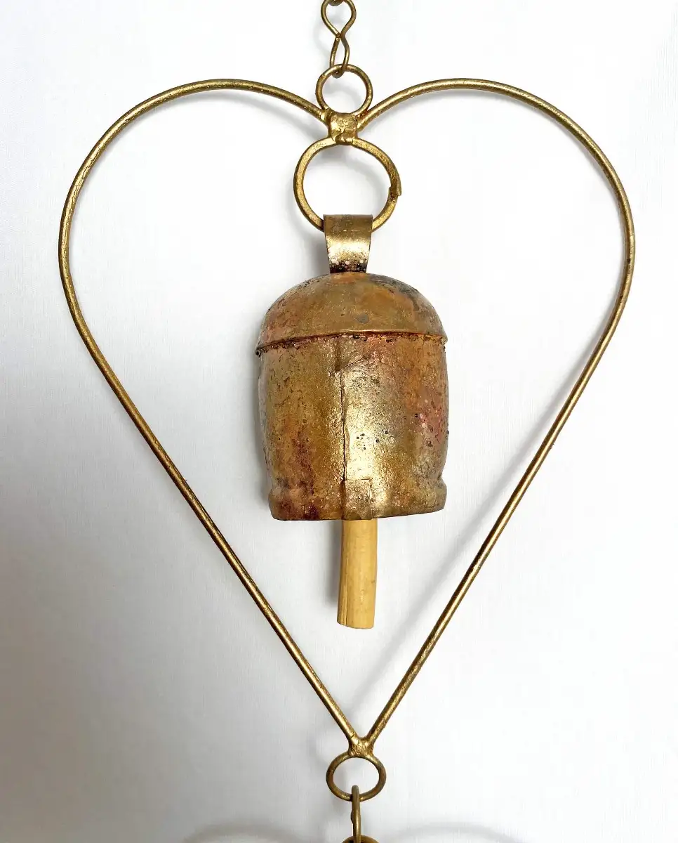 Wind Chimes 7 bells Iron copper heart shape - image 1