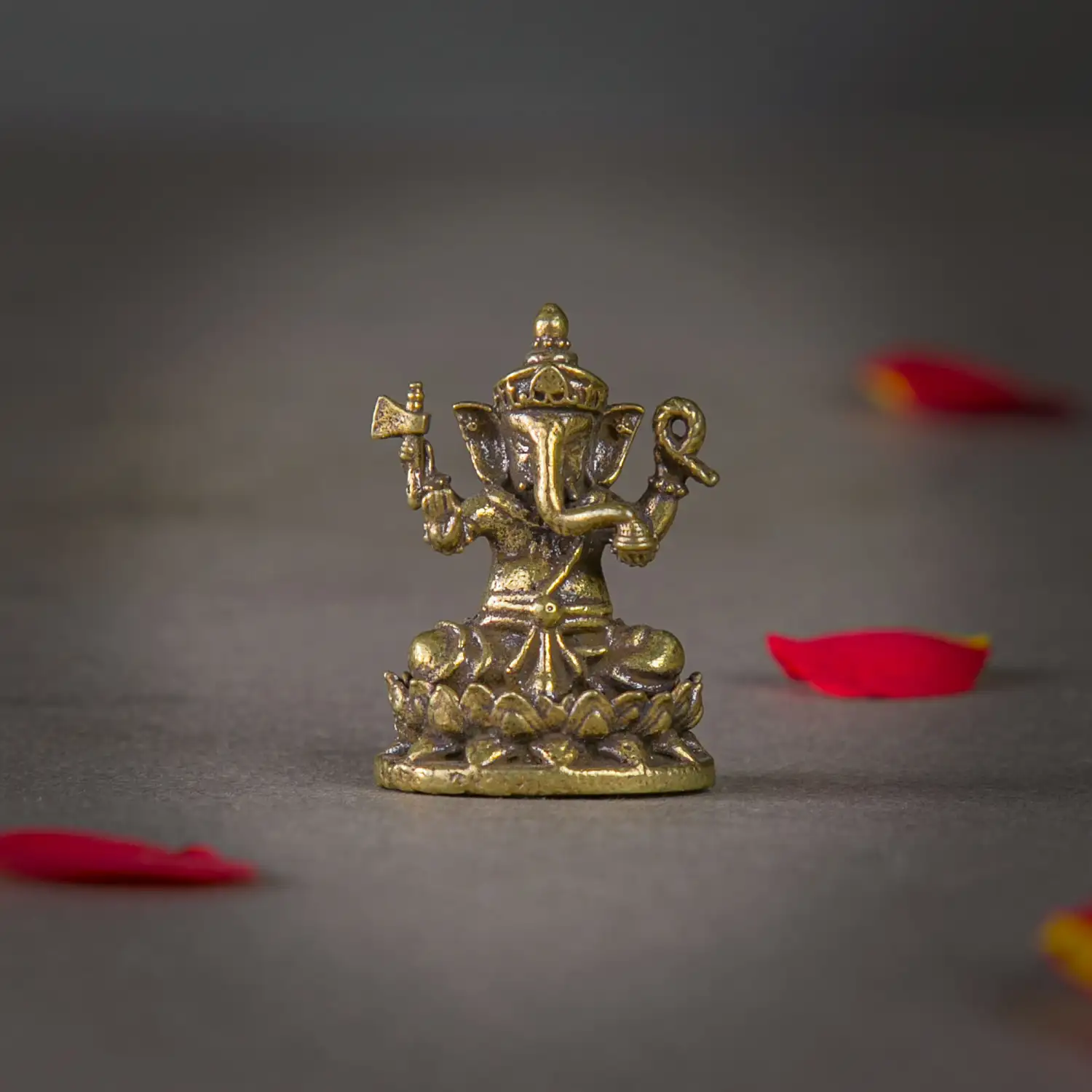 1 inch mini sitting Lotus Ganesha Idol - image 1