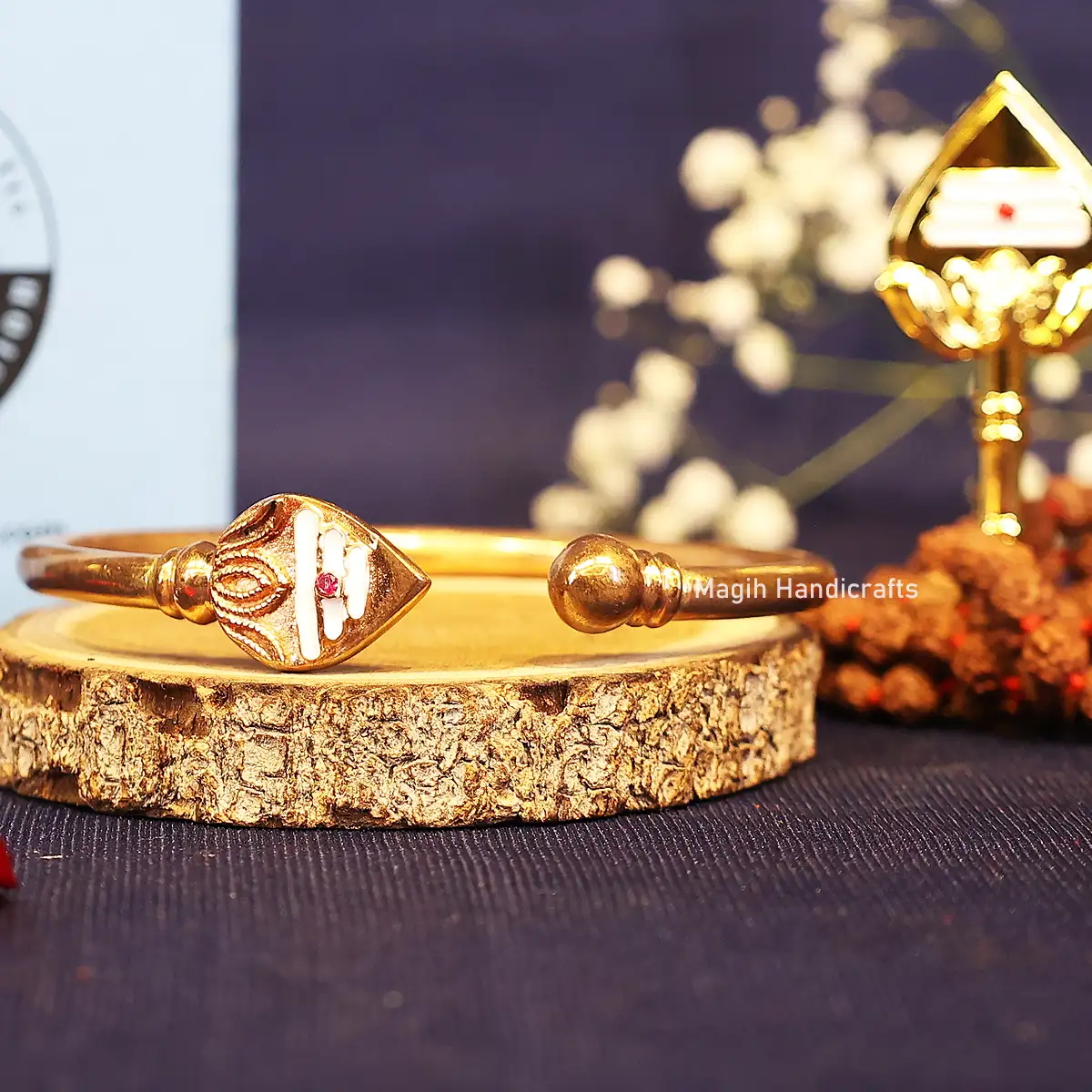 Om Vel pattai and Ball Aimpon Kaappu - image 1