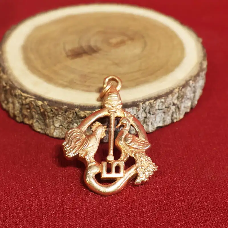 Tamil Om Vel Mayil Seval Aimpon Pendant - image 2