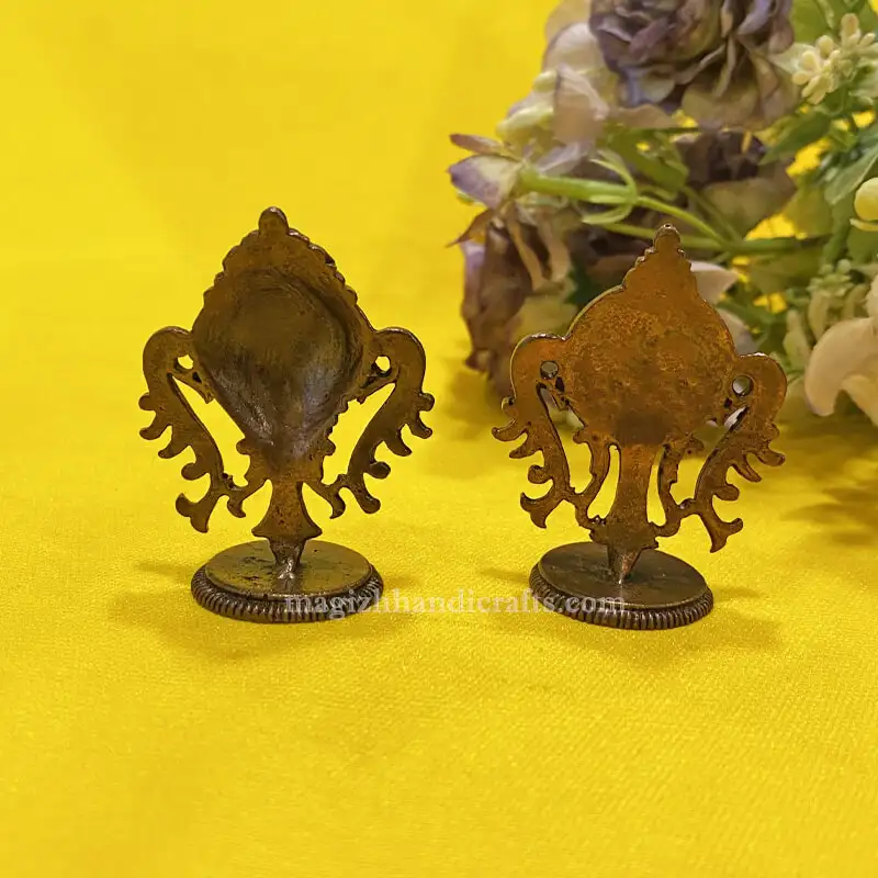 2 inches Copper Sangu and Chakram idol - image 2