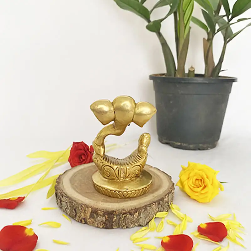 Brass Lord modern Ganesha pooja idol statue - image 2