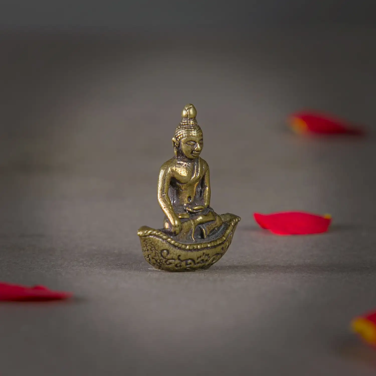 1 inch Brass miniature Boat Petam Budha idol - image 2