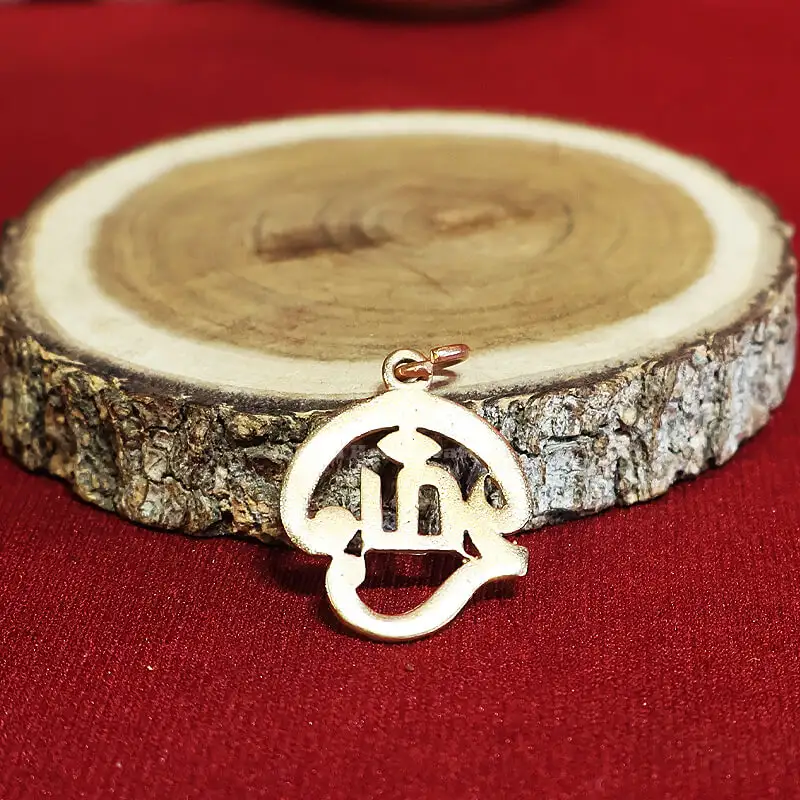 Tamil Om Aimpon Pendant - image 2