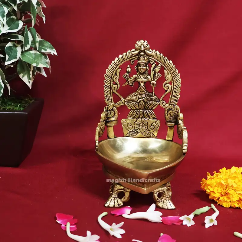 7 inches Brass Kamakshmi Amman Modern Lamp SC - image 1