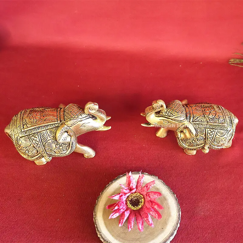 Brass Elephant pair idol 3 inches - image 2