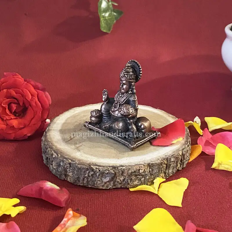 2 inches Copper Raja Kuberar idol - image 2