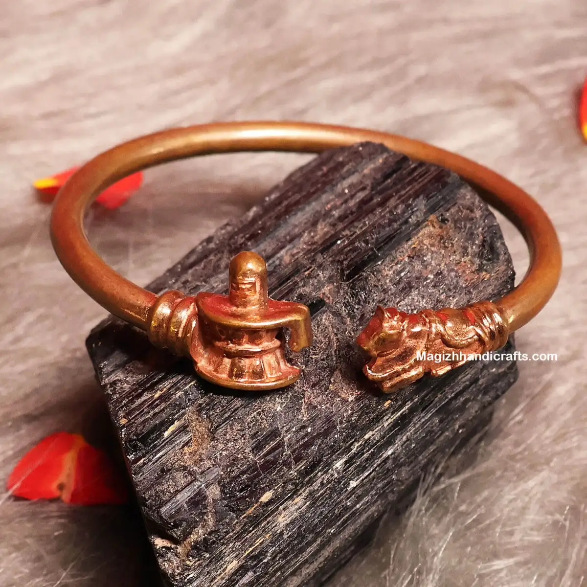 Lingam Nandhi impon kaapu - image 2